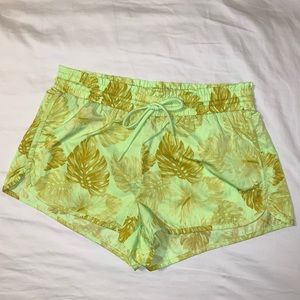 Aerie women’s workout shorts